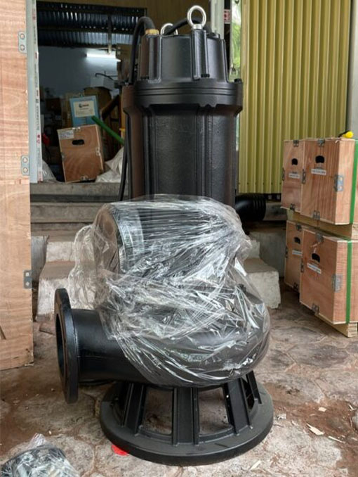 Bơm chìm nước thải Veratti cắt rác 150WC200-20-18.5